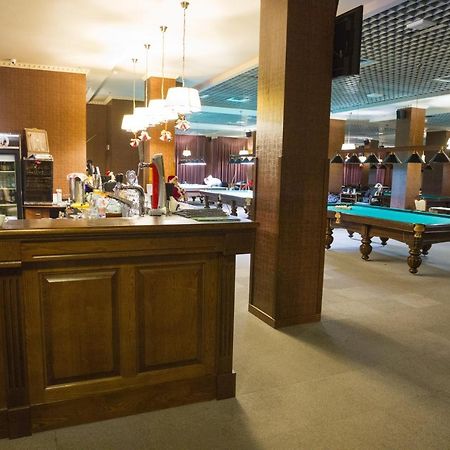 Navit Luxury Apartments With Breakfast Near The Railway Station, The City Center And The Park Kiev Ngoại thất bức ảnh